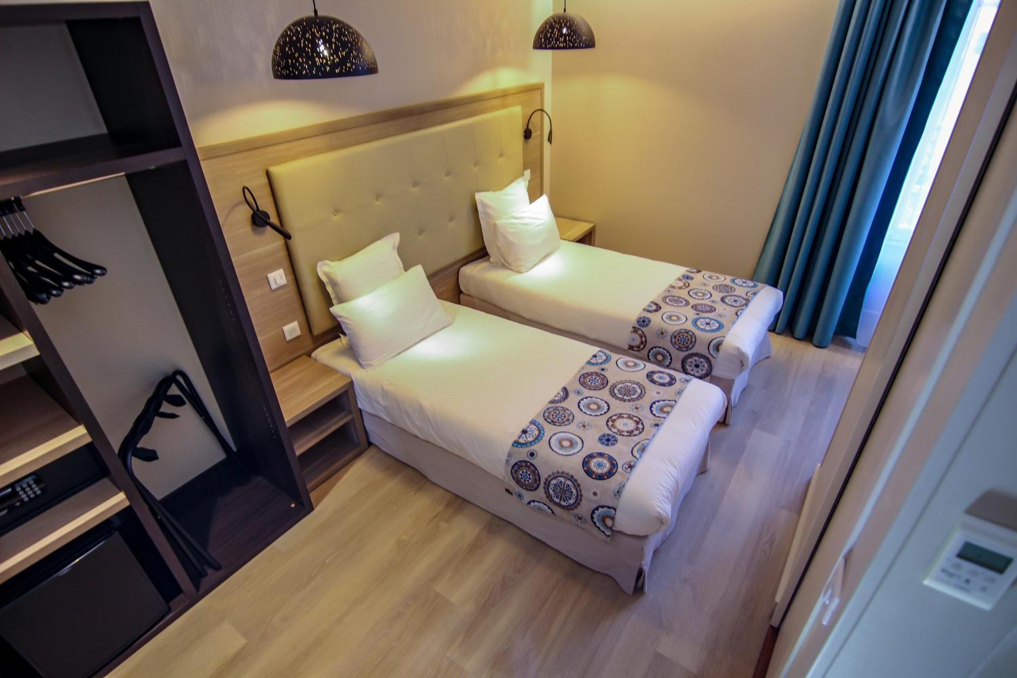 Hotel Montaigne Sarlat-la-Caneda Bagian luar foto